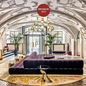 Hotel H15 Luxury Palace - Destigo